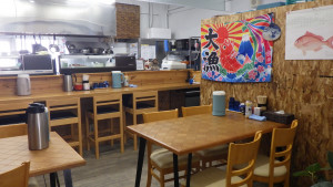 魚慶店内